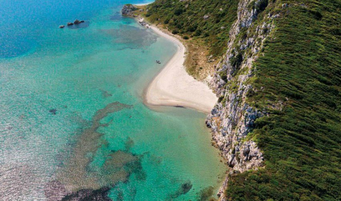 Glossa Beach