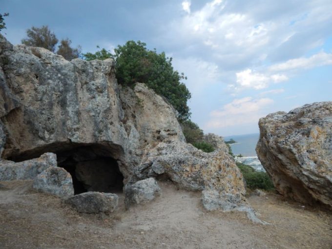 Cyclopes Cave Makri – Evros