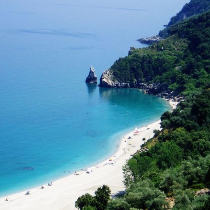 Beach Agioi Saranta, Pelion