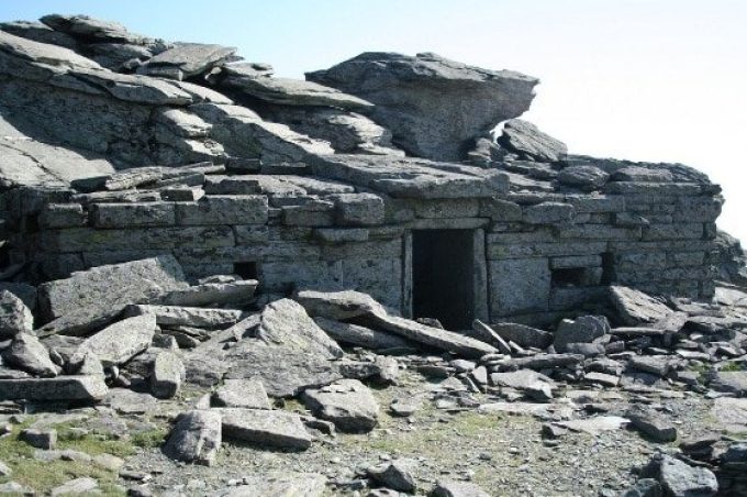 Dragonhouses of Evia
