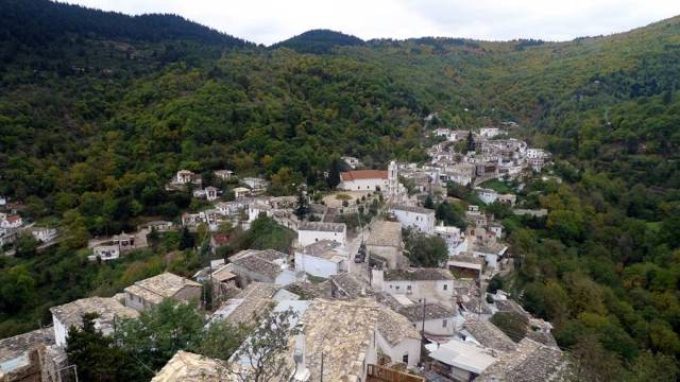 Kastanitsa village