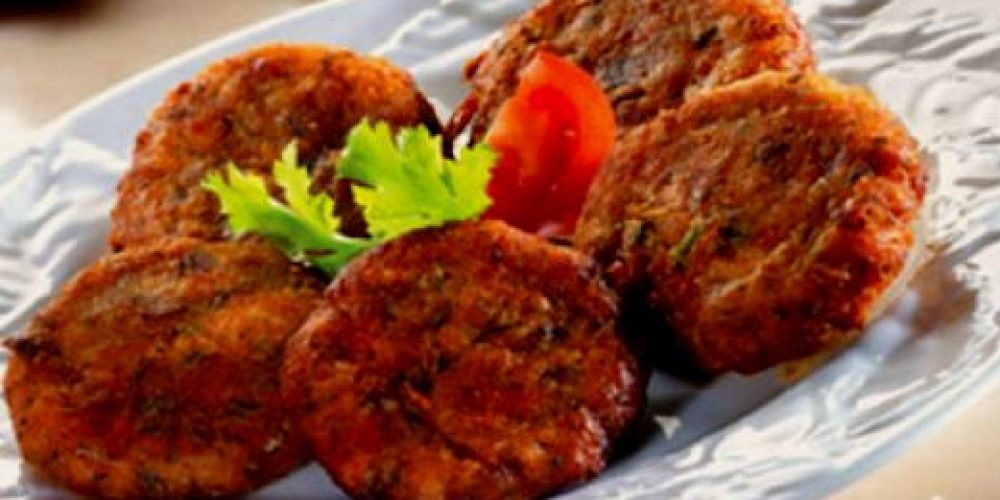 Ντοματοκεφτέδες με μπακαλιάρο