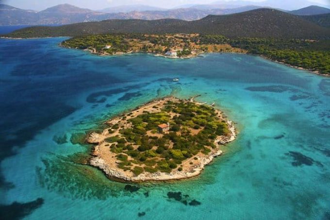 Petalioi islands