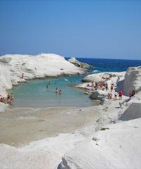 Sarakiniko Beach