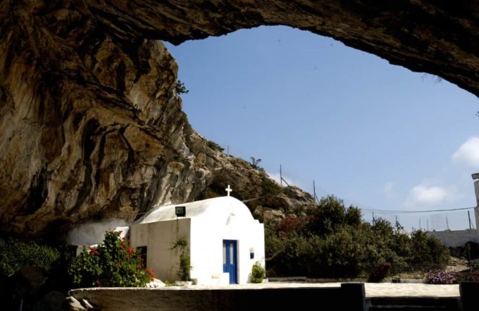 Σπήλαιο Αντιπάρου Καταφύγι